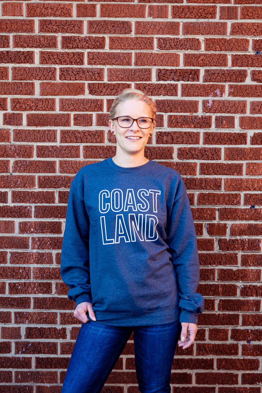 Classic Coastland Cutout Sweatshirt